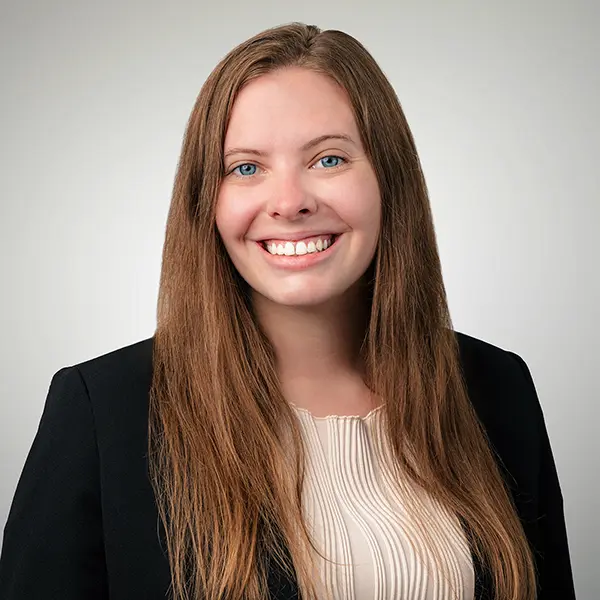 Lian Ascher, Associate at our Phoenix law office